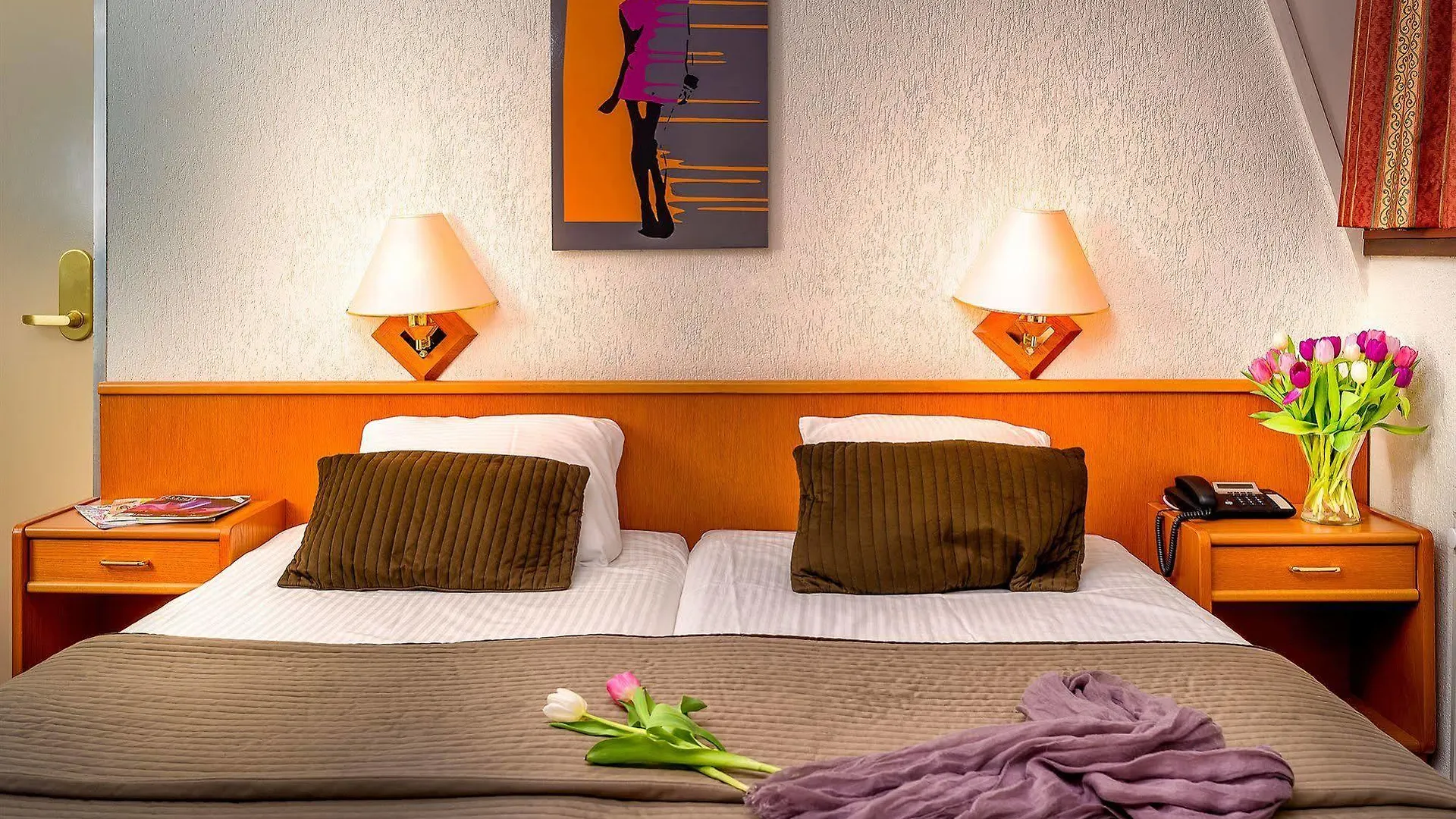 Owl Hotel Amsterdam 3*,  Holland